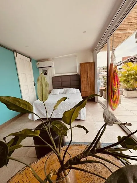 Hostel Moonshine Boutique Hostal Cali