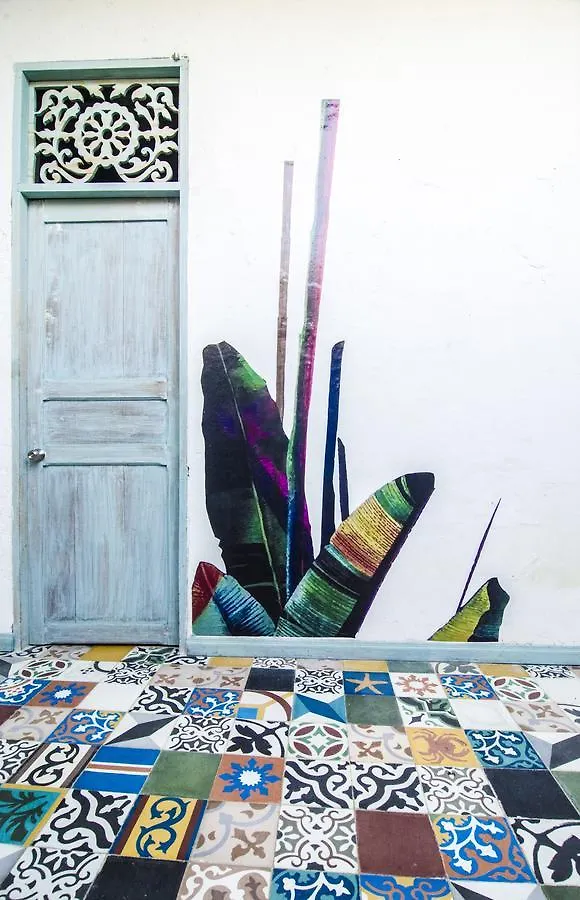Hostel Moonshine Boutique Hostal Cali Colombia