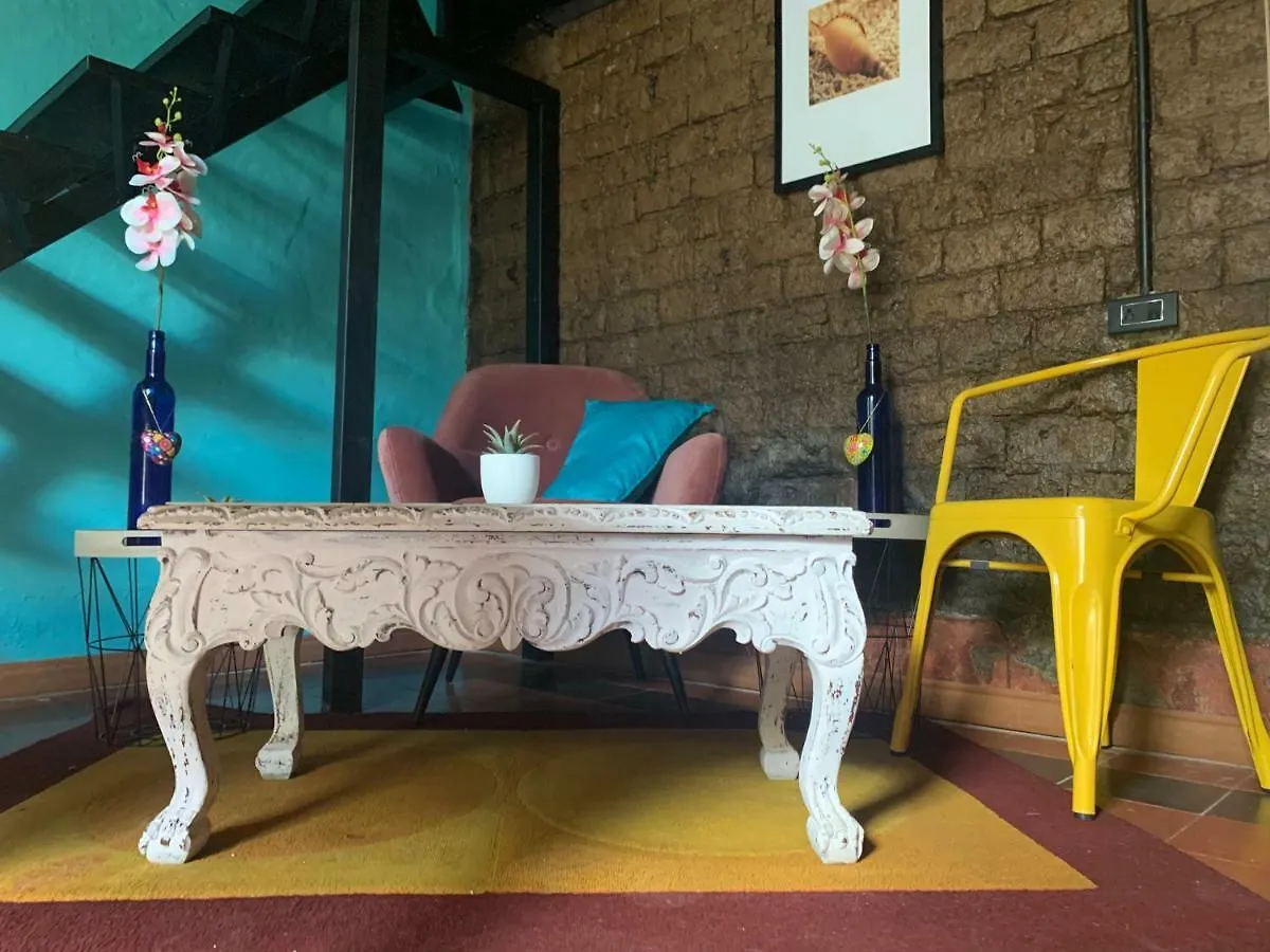 Moonshine Boutique Hostal Cali Hostel