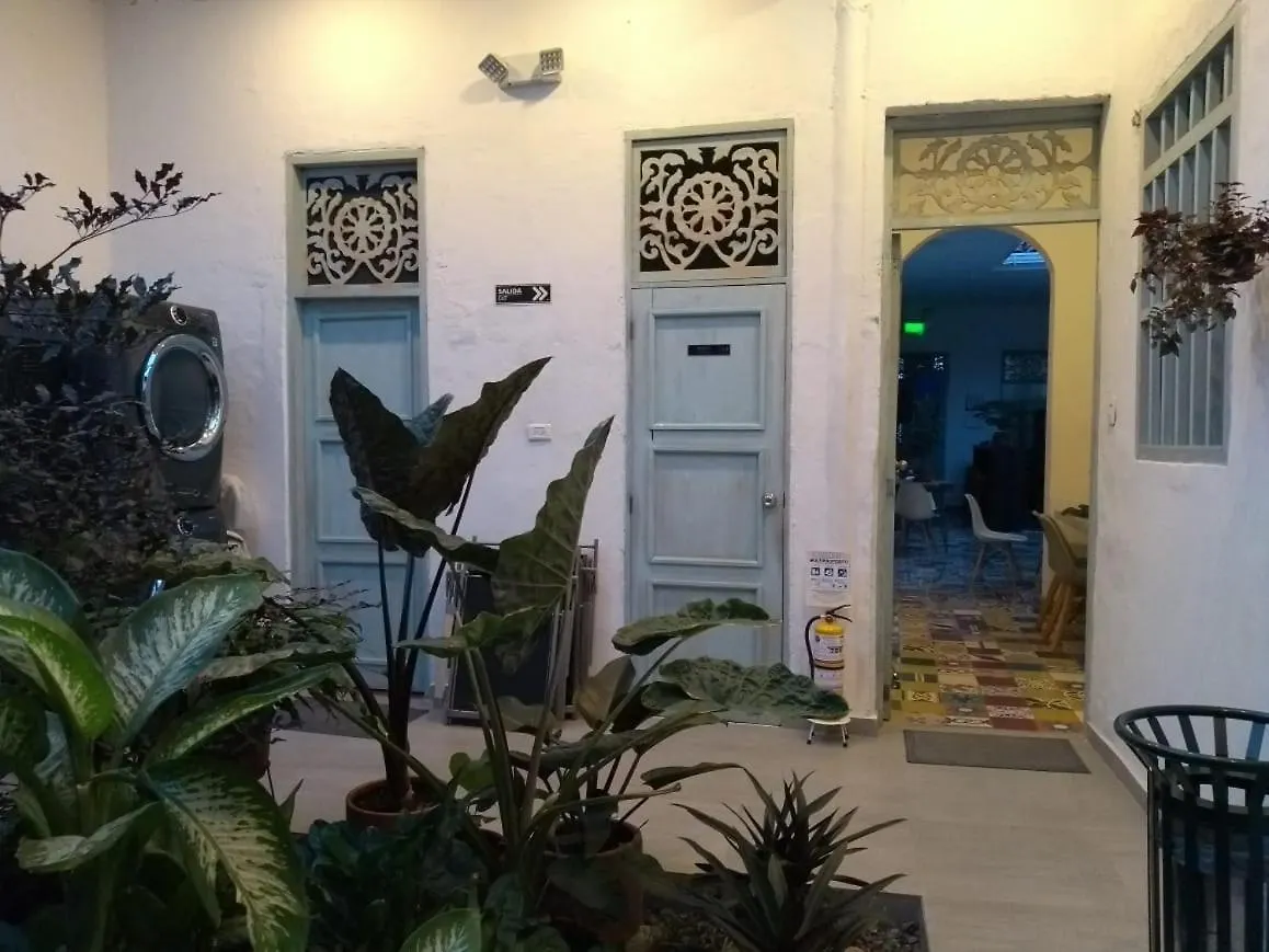 Moonshine Boutique Hostal Cali 0*,